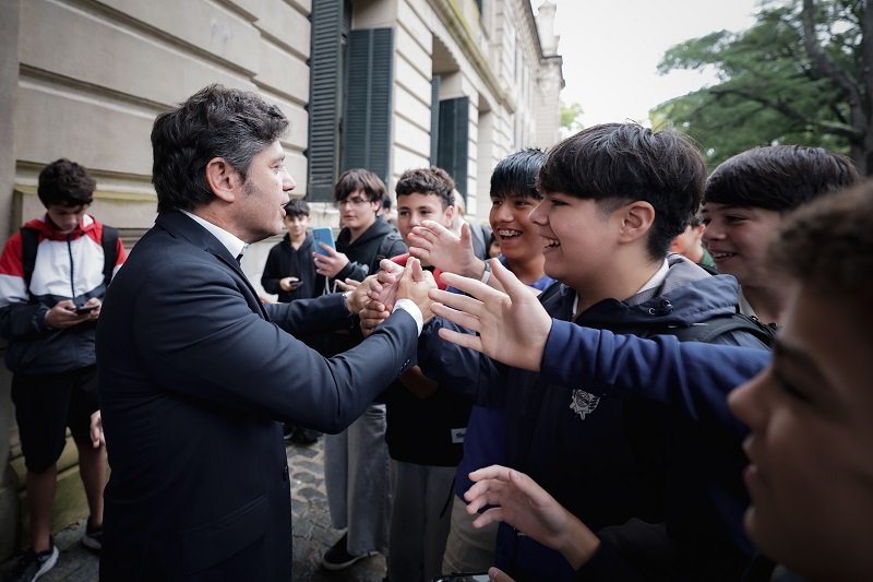 Kicillof participó de una charla con estudiantes sobre las políticas económicas de la dictadura militar
