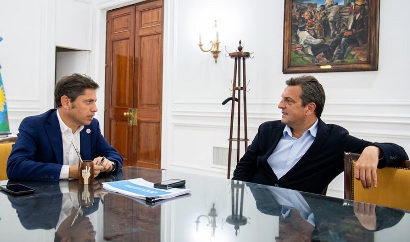 Kicillof recibió a Massa en La Plata en medio de la interna