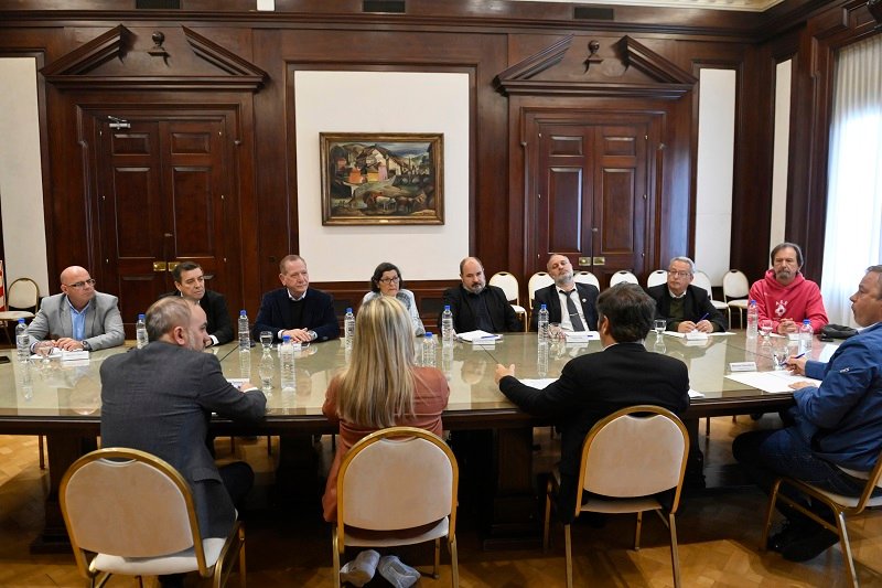 Kicillof se reunió con autoridades pastorales evangélicas