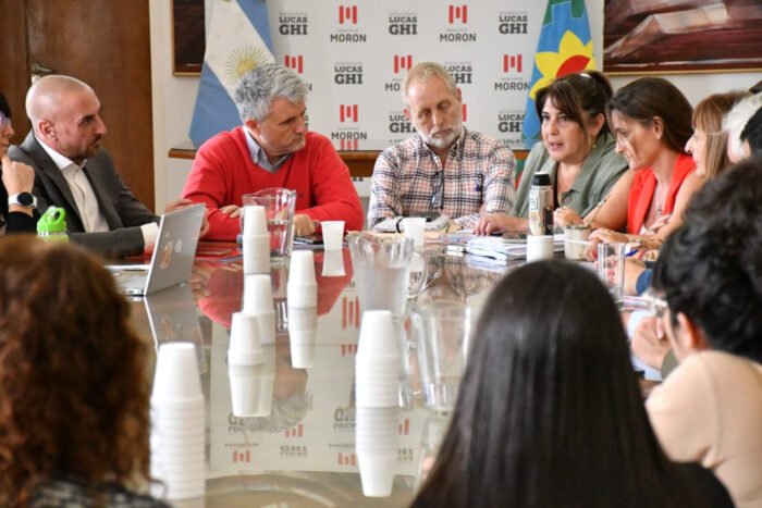 Morón impulsa acciones conjuntas para prevenir la violencia en las escuelas