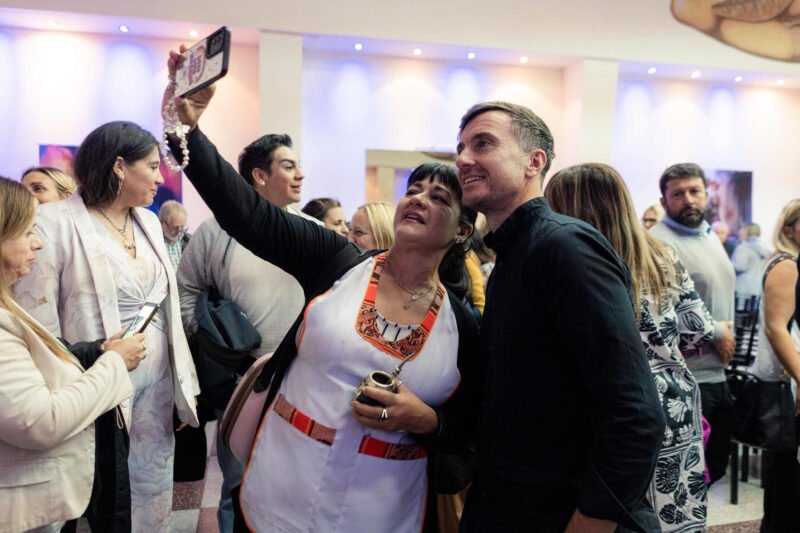 Morón realizó una jornada de diálogo y capacitación junto a instituciones educativas