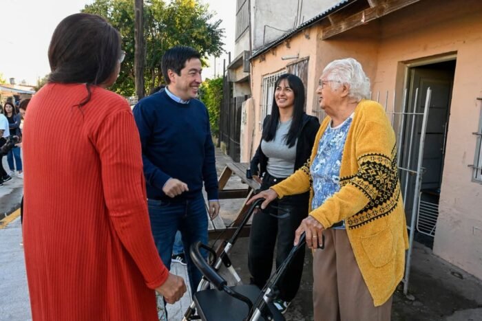 Nardini inauguró 4 nuevas calles en el barrio Estudiantes de Grand Bourg
