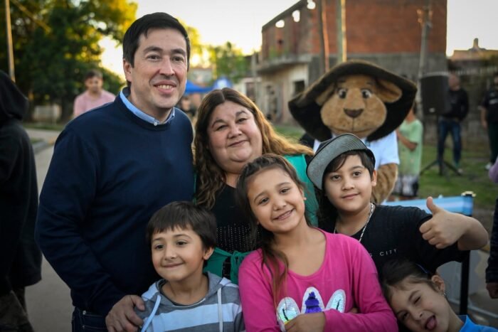 Nardini inauguró 4 nuevas calles en el barrio Estudiantes de Grand Bourg