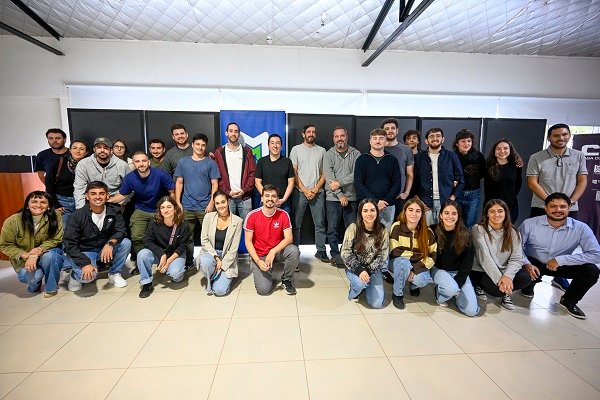 Nardini se reunió con jóvenes profesionales que se forman en el ámbito público y social