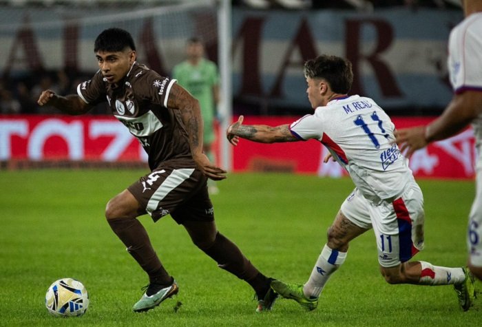 Platense con su irregularidad a cuestas perdió con San Lorenzo en Vicente López