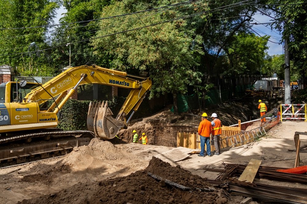 San Isidro para evitar inundaciones avanzan los trabajos del Aliviador Alto Perú