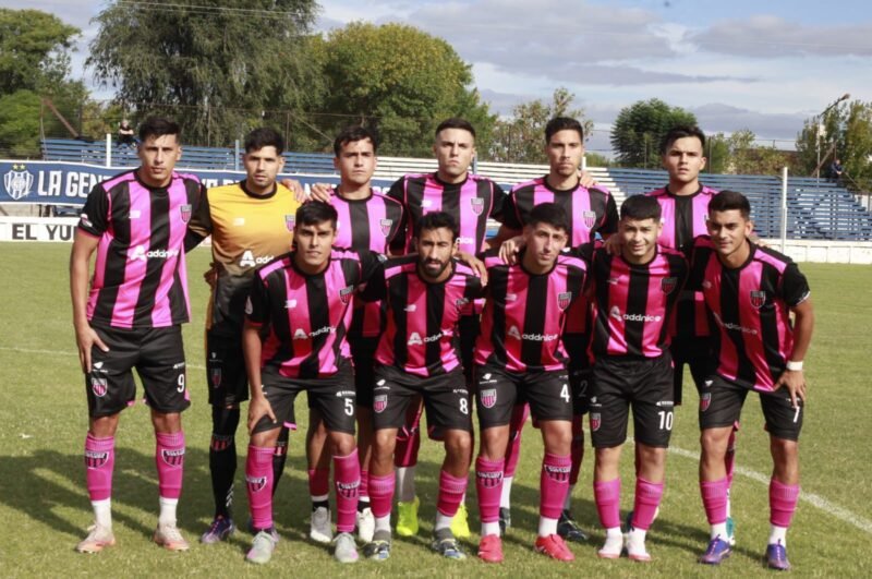 Un pálido Atlético Escobar perdió 2 a 1 ante El Linqueño