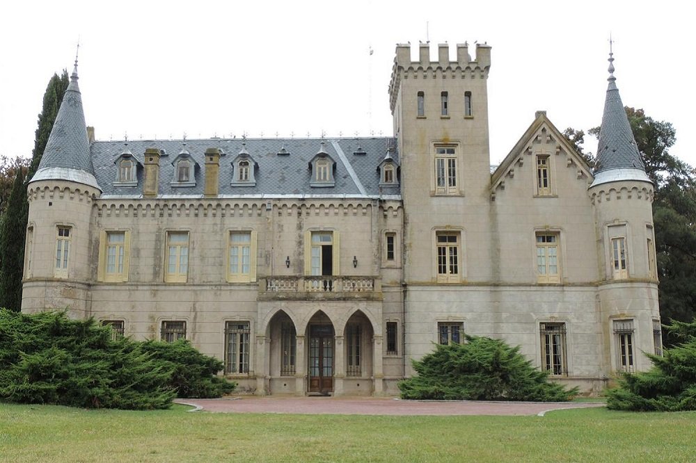 El Castillo bonaerense: Turismo, día de campo, o escapada de fin de semana