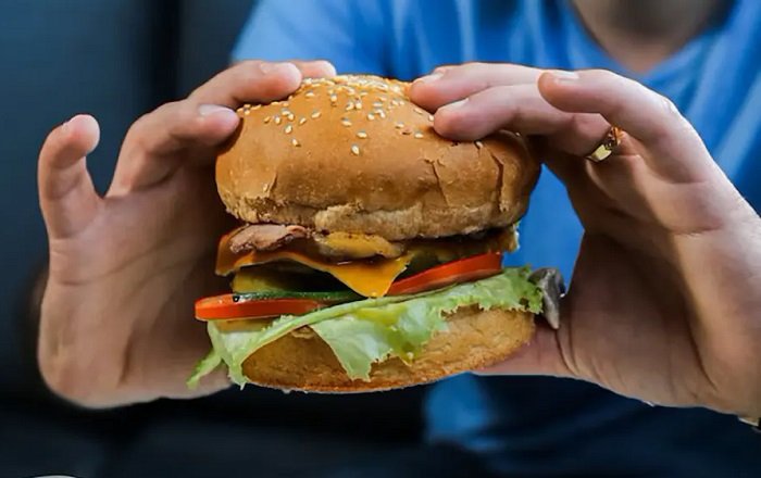 El jueves 28, el Día de las Hamburguesas llega a Escobar con precios especiales y combos irresistibles