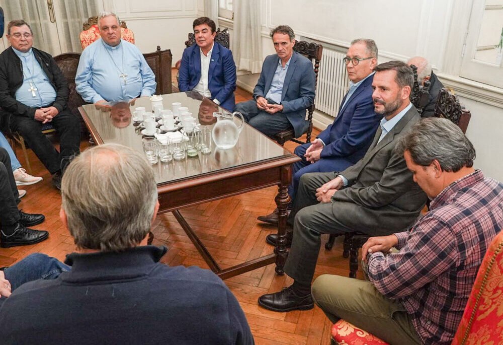 Encuentro multisectorial en la Conferencia Episcopal: dirigentes sociales y políticos analizaron la situación social junto a la Iglesia
