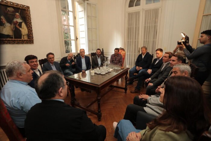 Encuentro multisectorial en la Conferencia Episcopal: dirigentes sociales y políticos analizaron la situación social junto a la Iglesia
