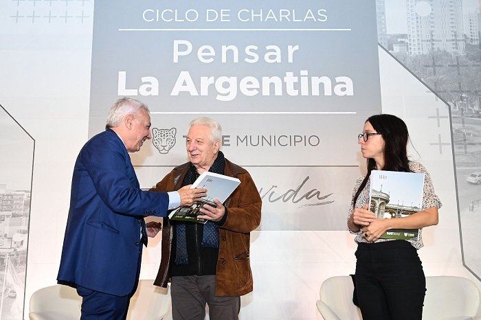 Julio Zamora recibió en Tigre a Julia Rosemberg y Oscar Cuartango para conmemorar el Día del Trabajador