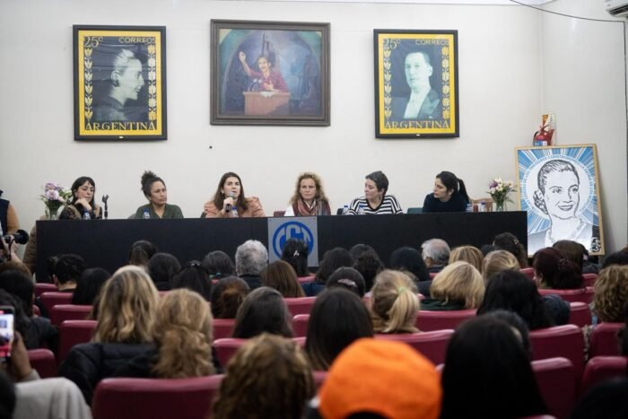 Mariel Fernández en la CGT: encuentro con el triunvirato y dirigentas sindicales