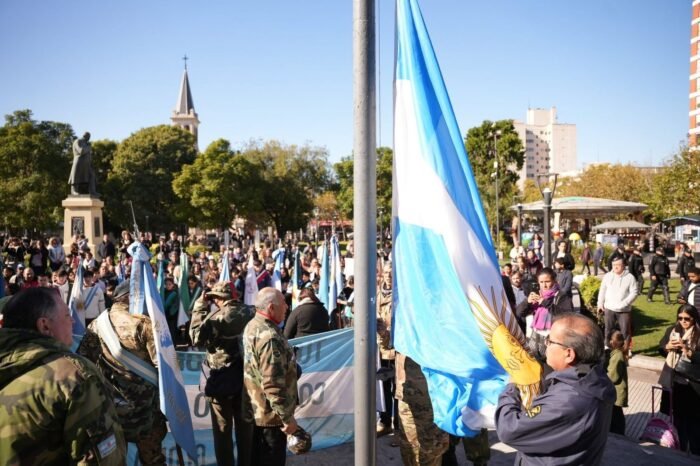 Mes patrio en San Miguel, en la antesala del desfile del 25 de mayo