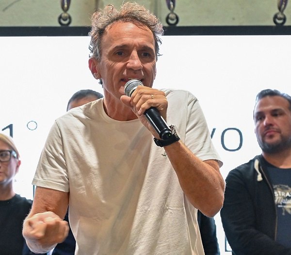 Moreira: "Quieren imponer un país para pocos"