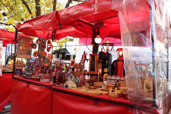 Morón retoma el esquema completo de Ferias de Economía Social y Solidarias en los espacios públicos