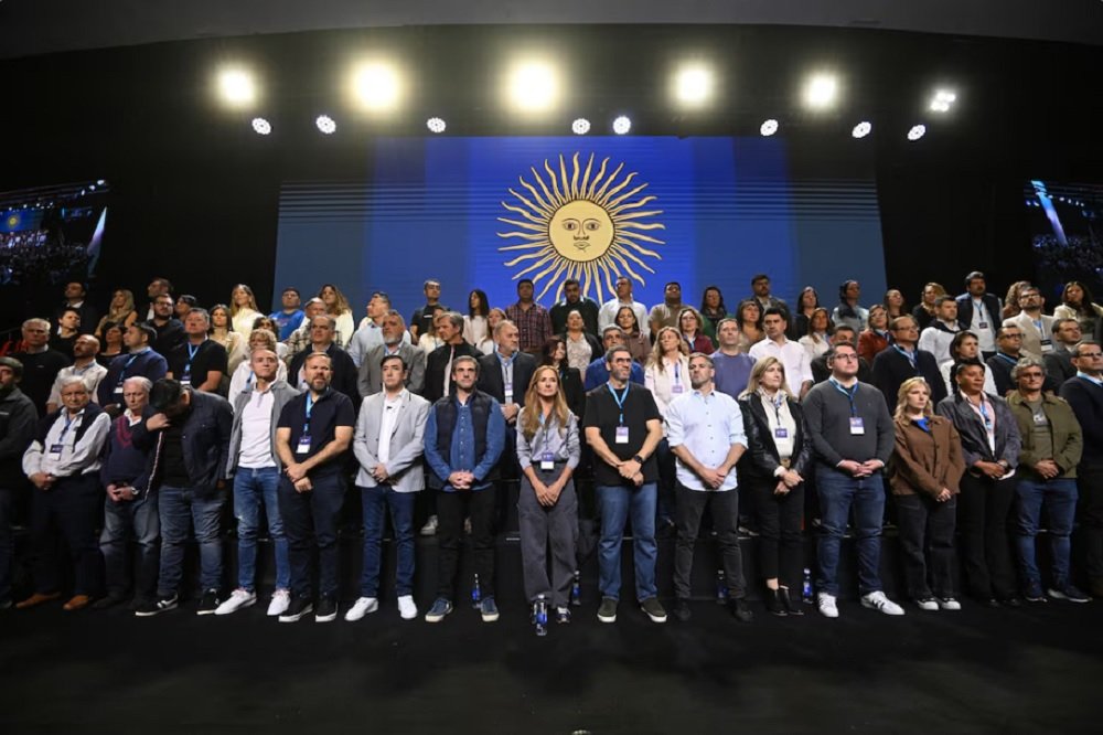 Peronismo Federal con amplia convocatoria se lanzo en Parque Norte