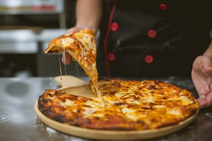 Pizza Vilo: noche de grandes descuentos y shows en vivo en las pizzerías de Vicente López