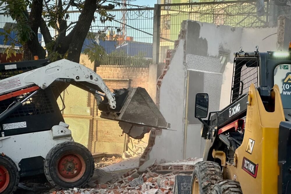 Villa 31 la Ciudad demolió una construcción que levantaban de noche pese a que está prohibido​
