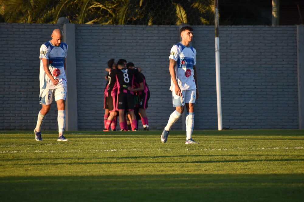 Agónica victoria de Atlético Escobar para mantener chances de clasificar a la fase campeonato del Federal