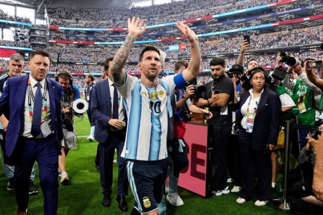 Con dos de Messi, Argentina le ganó a Austria y esta en 16avos de final