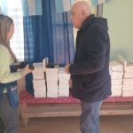 El municipio de José C. Paz entrega calzado a los alumnos de Jardines y Escuelas Primarias