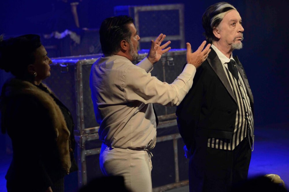 El Teatro Seminari reabre sus puertas este viernes con entradas agotadas para la obra de Diego Capusotto