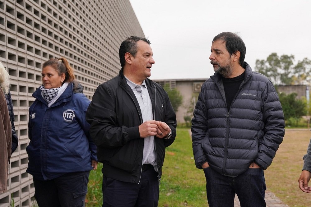 Fernando Moreira recorrió la obra del nuevo Centro Juvenil Municipal de Barrio Independencia