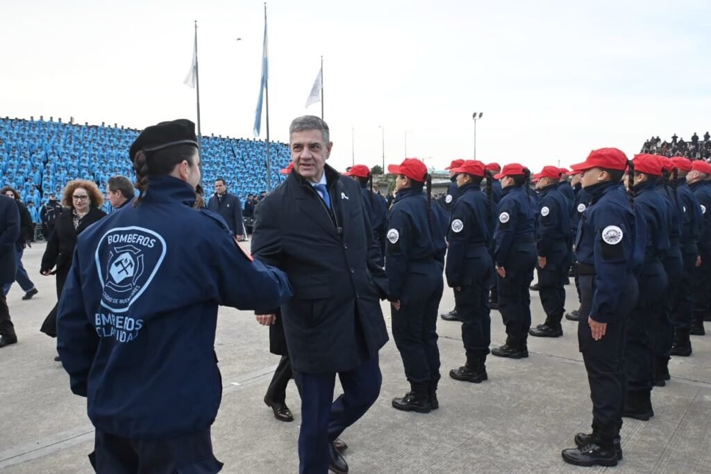 Jorge Macri ante a 1.200 cadetes de Policía y aspirantes a Bomberos de la Ciudad