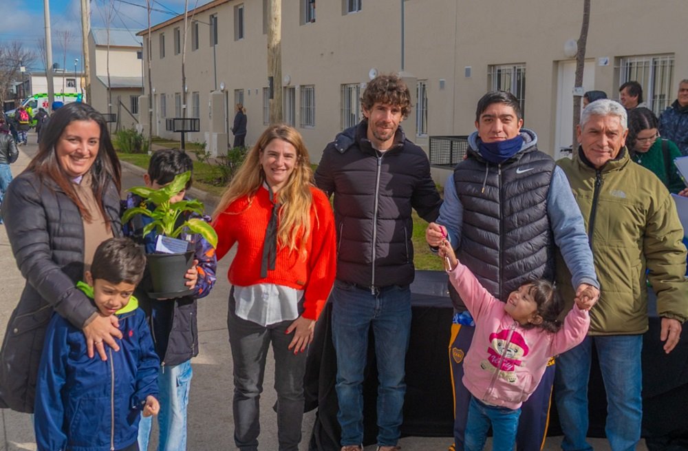 Juan Andreotti entregó otras 21 viviendas para familias numerosas de San Fernando