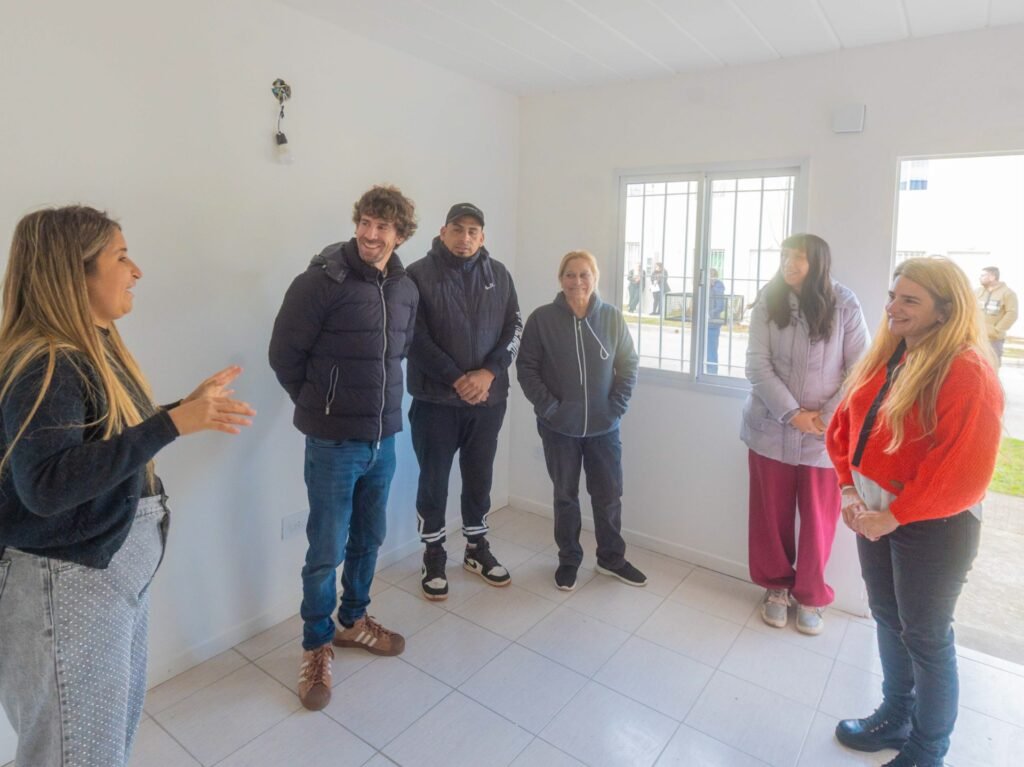 Juan Andreotti entregó otras 21 viviendas para familias numerosas de San Fernando