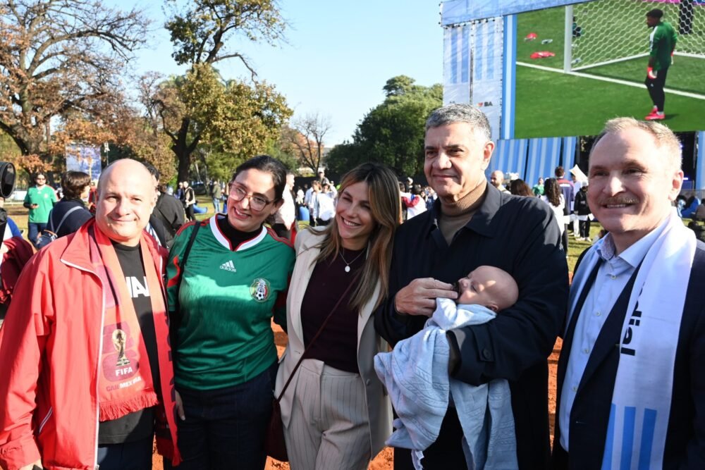 La Ciudad inauguró el Fan Fest del Mundial en Palermo