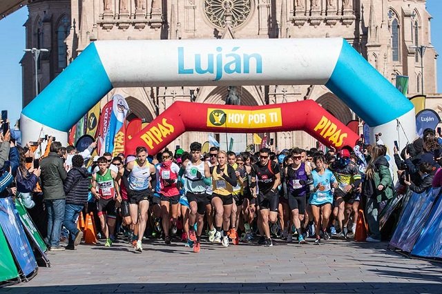 Avanzan las obras de asfalto en Moreno