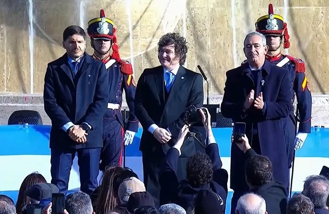 Día de la Bandera: Para Milei Belgrano fue "el primer intelectual liberal"