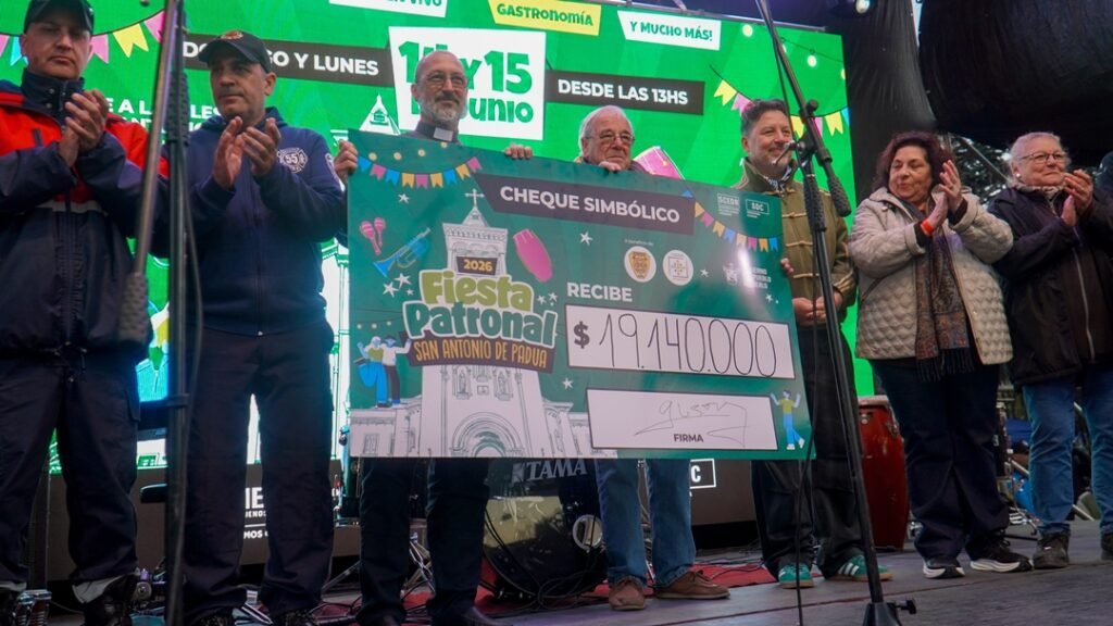 Miles de vecinos disfrutaron la Fiesta Patronal de San Antonio de Padua