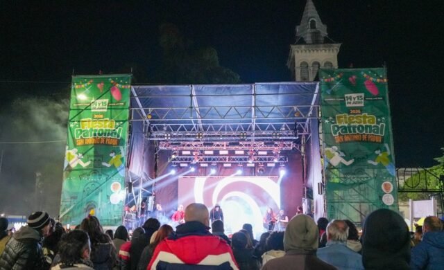 Miles de vecinos disfrutaron la Fiesta Patronal de San Antonio de Padua