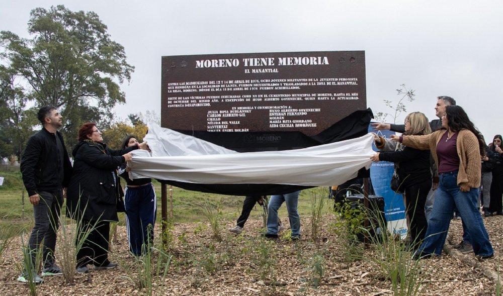 Moreno: Se inauguró el Paseo por la Memoria en el barrio Manantiales