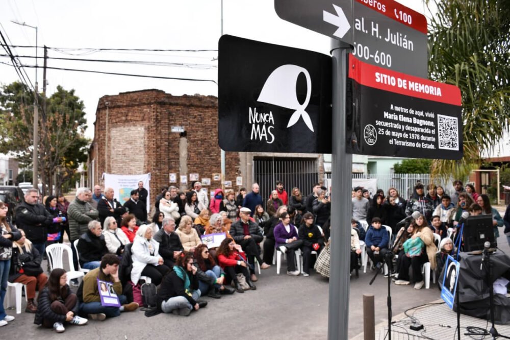 Morón homenajeó a María Elena Bugnone con la señalización de un Sitio de Memoria