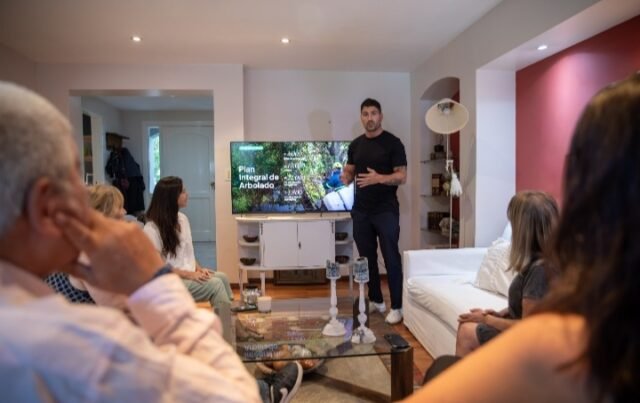 Funcionarios y vecinos cara a cara: El programa de San Isidro que lleva la Municipalidad a las casas
