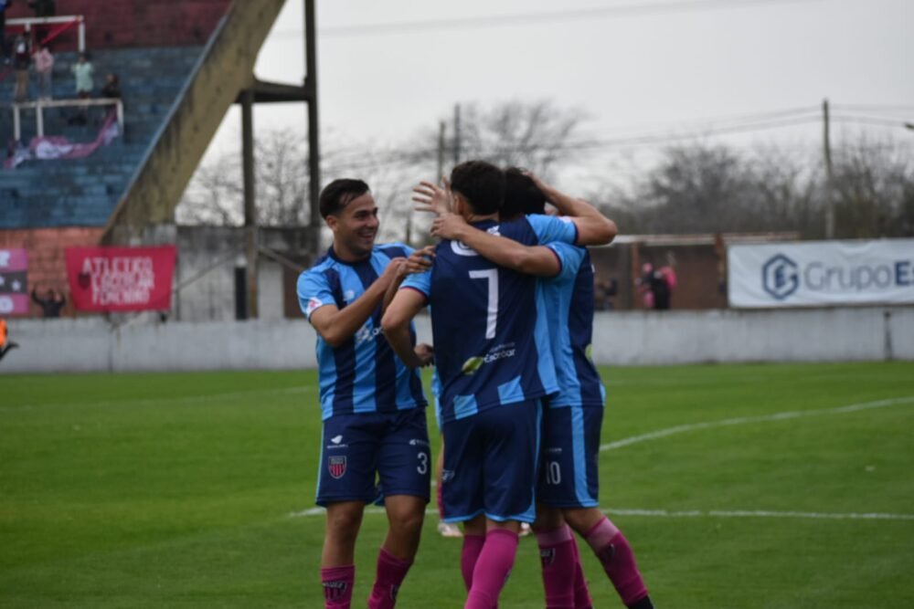 Segunda victoria al hilo de Atlético Escobar venció a 9 de Julio de Rafaela y se aleja del fondo de la tabla