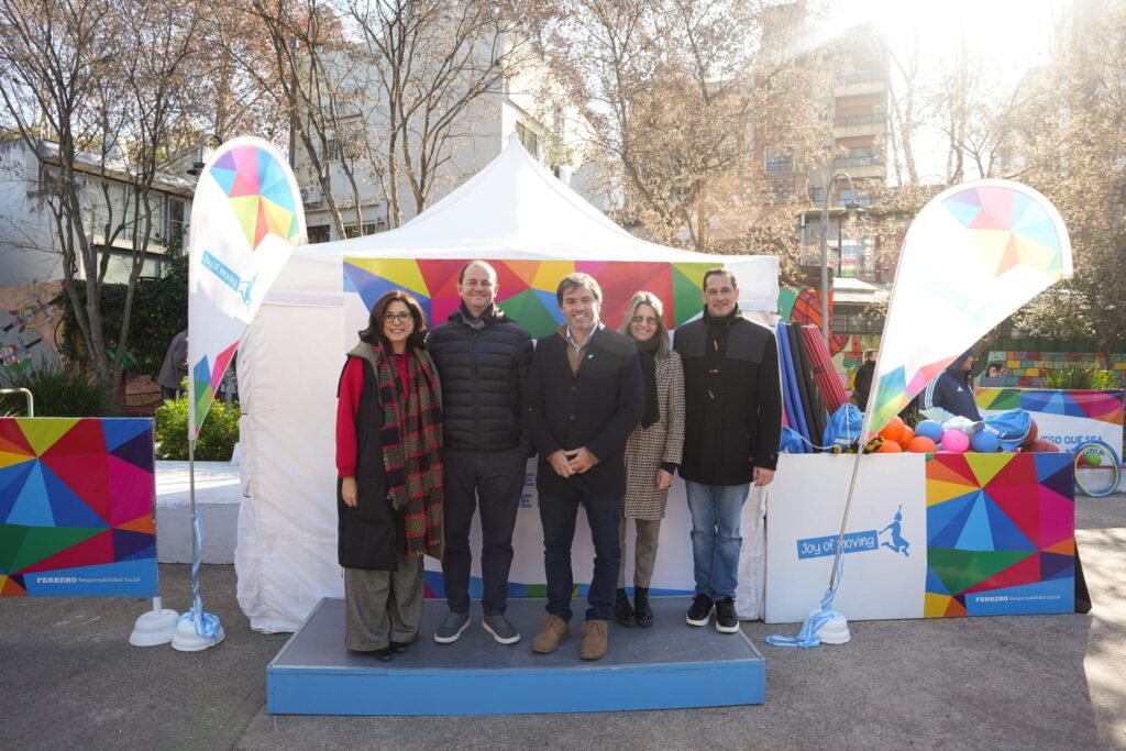 Vicente López inauguró la Plaza Activa Joy of Moving en Olivos