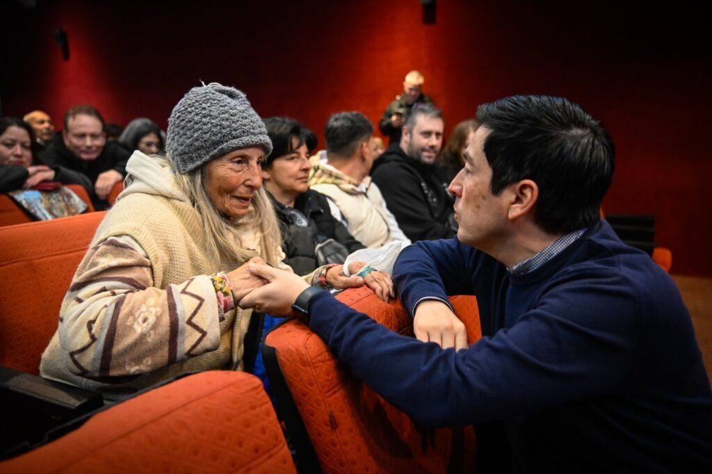 De la mano de Nardini, 41 nuevas familias malvinenses firmaron su escritura