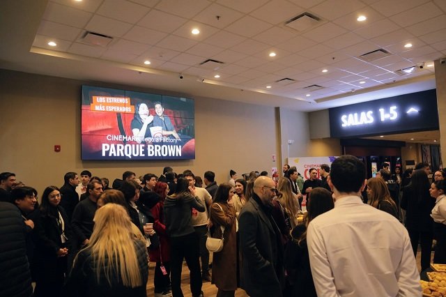 El encanto del cine abrió un complejo con cinco salas en el sur de la Ciudad