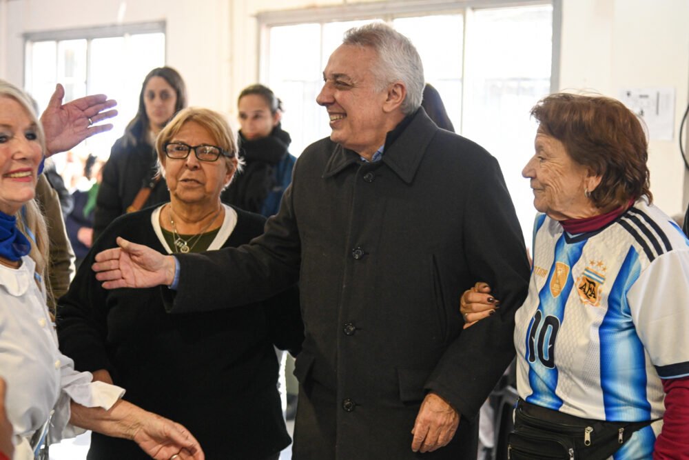 Julio Zamora: "Los adultos mayores son los protagonistas de nuestra comunidad; por eso incorporamos espacios seguros y cómodos"