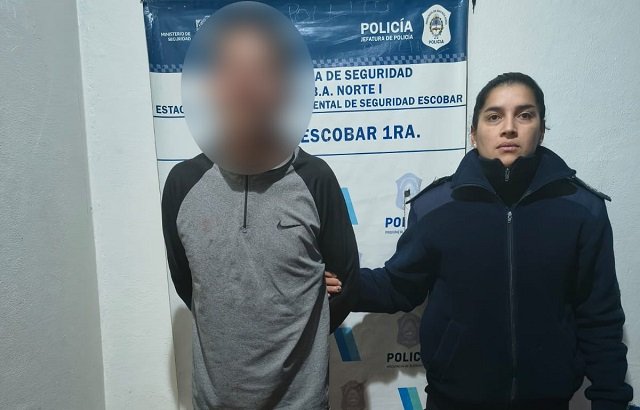 Maquinista Savio: dos detenidos por agredir a policías durante los festejos