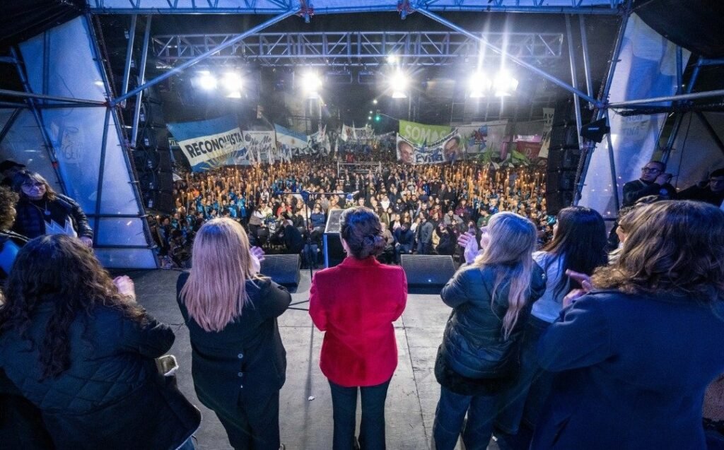 Mariel Fernández encabezó el acto homenaje a Eva Perón en Moreno