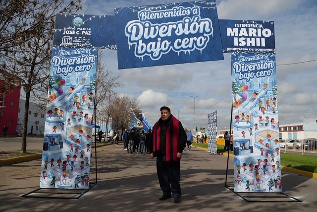 Mario Ishii acompaño a cientos de chicos en Diversión Bajo Cero por las vacaciones de invierno