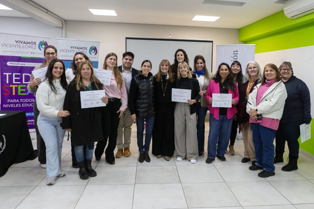 Más de 80 docentes de Vicente López finalizaron una capacitación en educación STEM