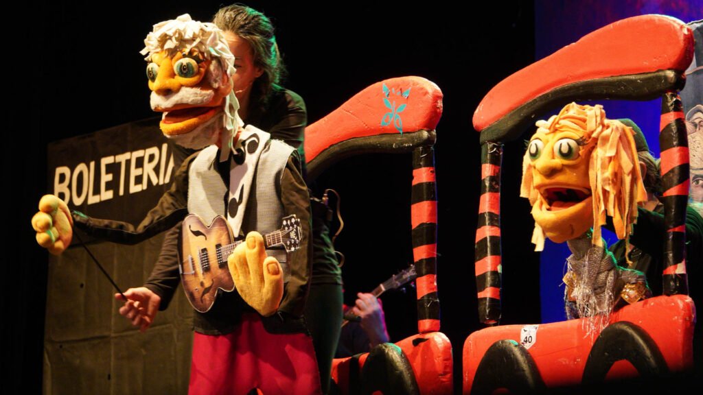 Moreno lanzo el cronograma de agosto en el Teatro Marechal