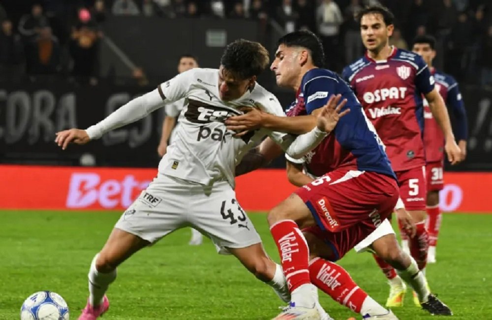 Platense empato 2 a 2 con Unión en el arranque del clausura